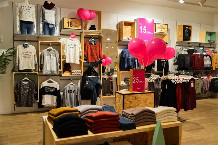 Shana Shop Opening